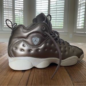 Air Jordan shoes youth